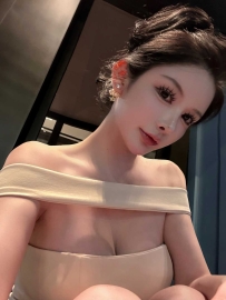 东莞市第一次被骚妹弄到腿软