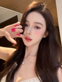 乌市体验新疆未婚小姑娘