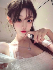 金华市义乌市气质女人化身榨汁机