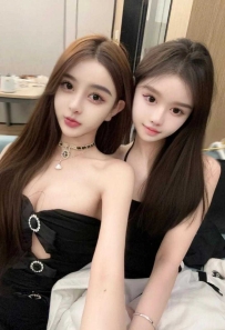 【上海】2个嫩妞蜜桃奶粉比比还能玩双飞