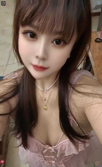 福州台江宝藏小少妇，潮喷有力溅一身