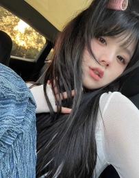 性感情趣白嫩销魂瑜伽妹妹