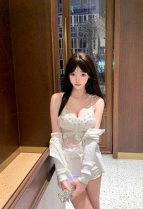 【昆明】刚下海表妹水嫩逼不等人